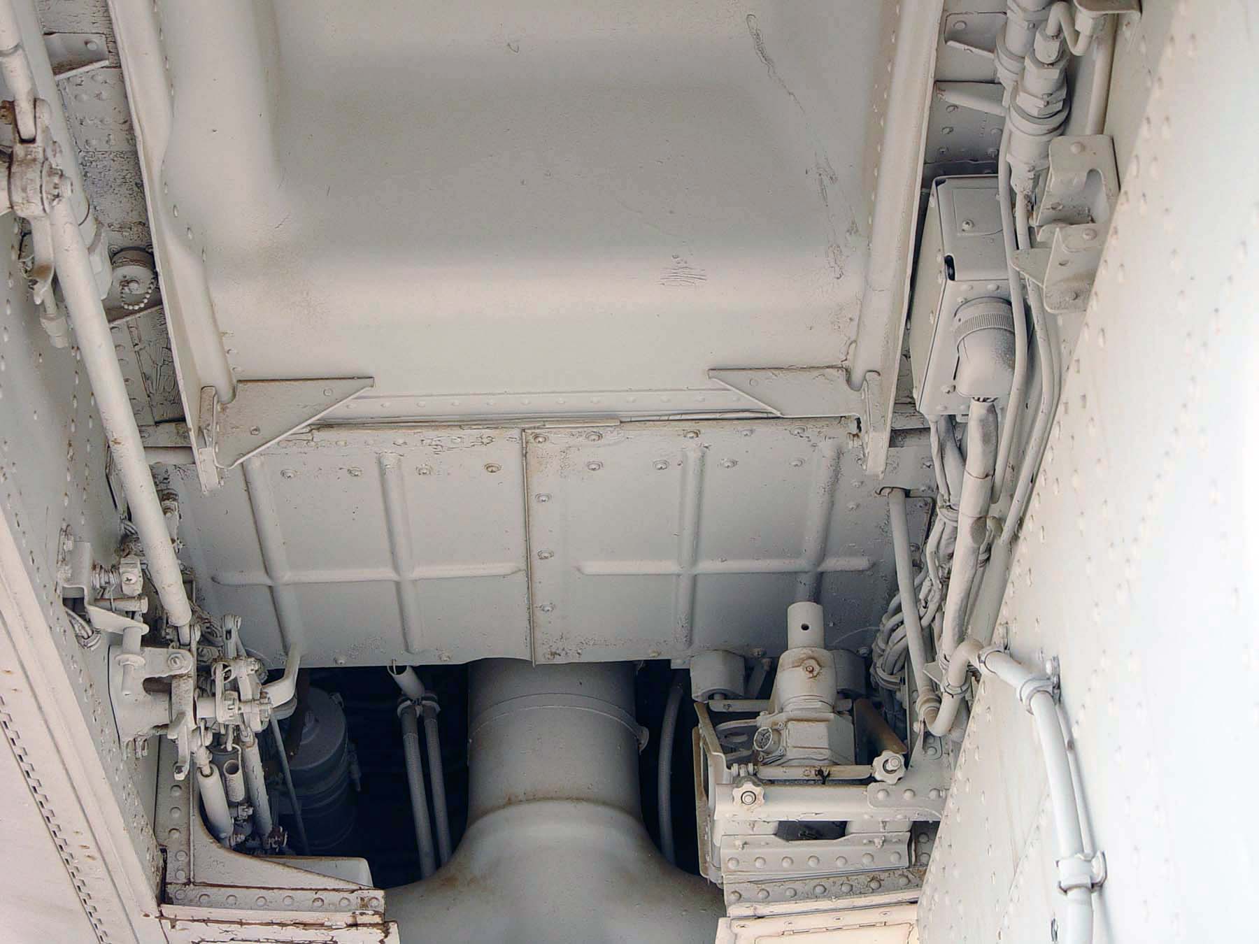 RA-5C Vigilante Walk Around Photo 009