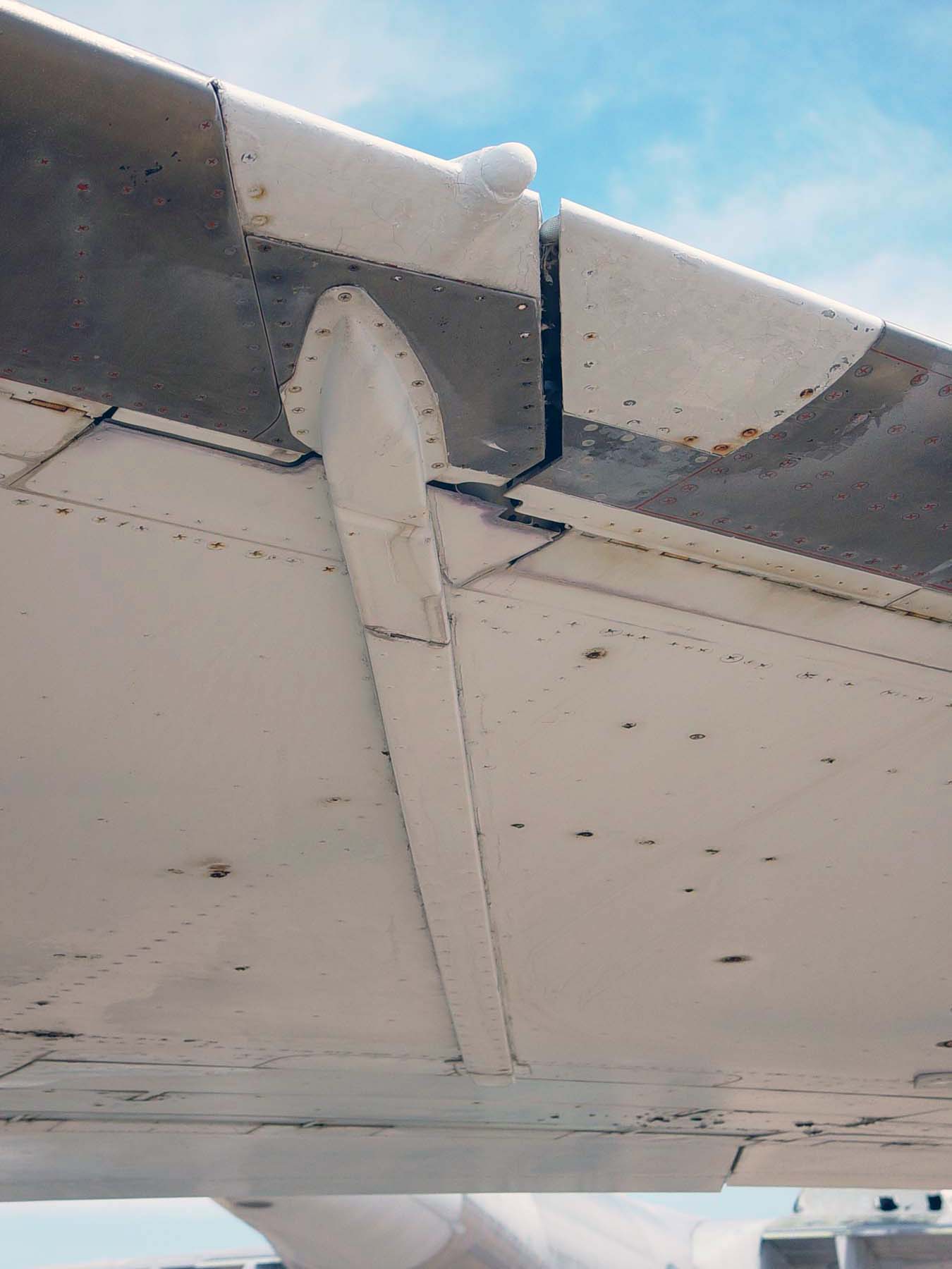 RA-5C Vigilante Walk Around Photo 034
