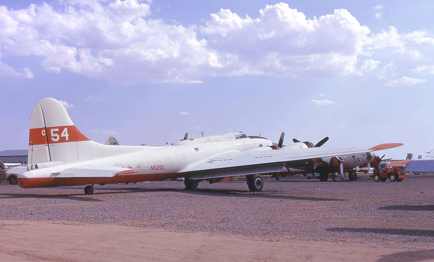 Boeing B-17 Photo 008