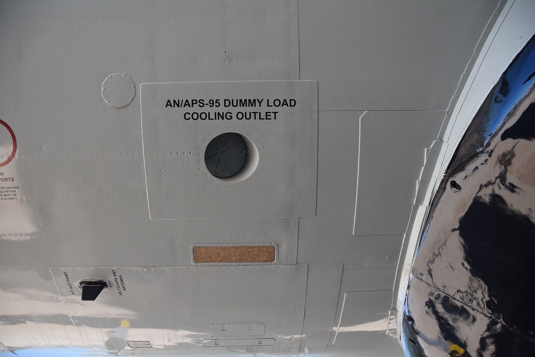 EC-121T Constellation Photo 128