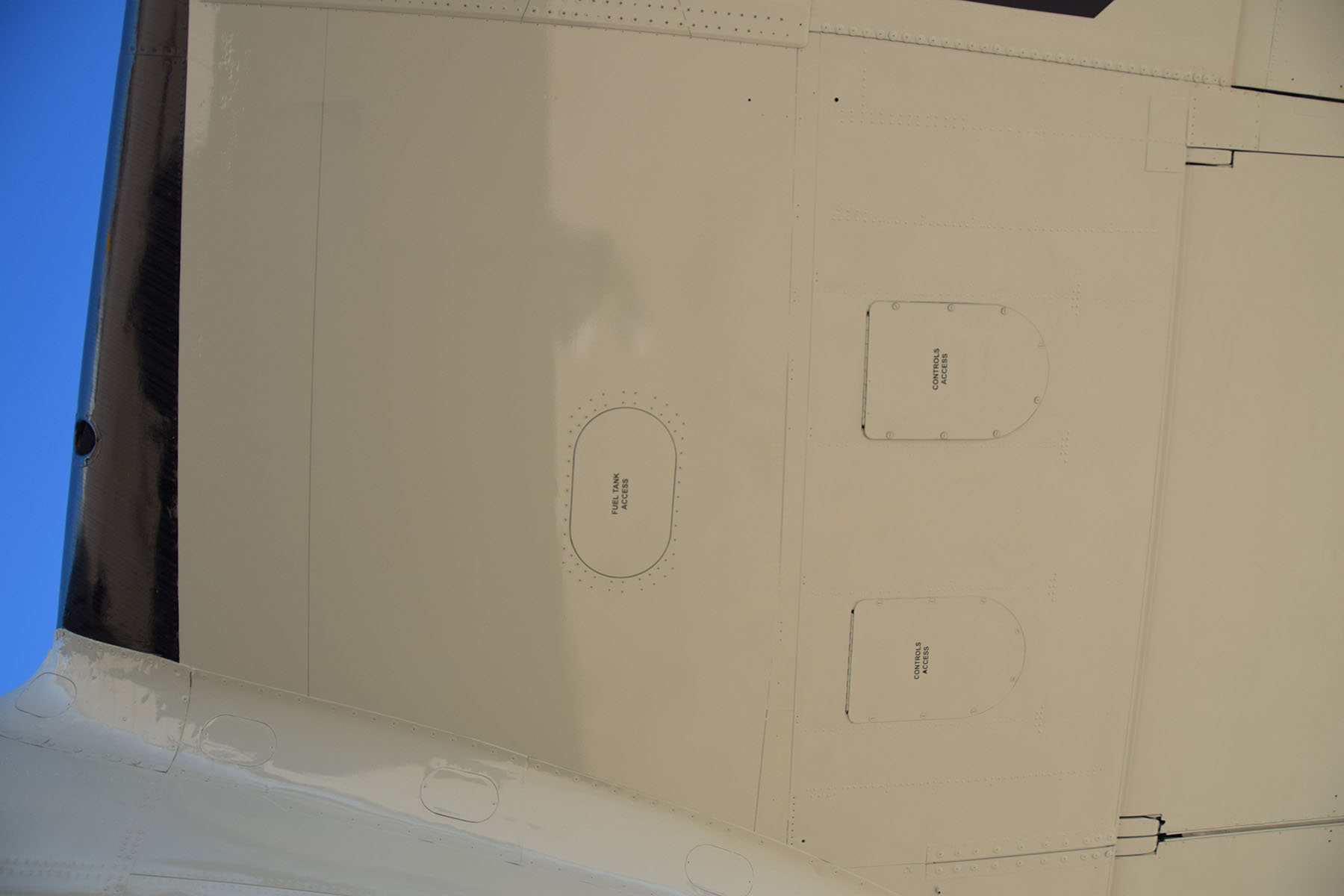EC-121T Constellation Photo 226