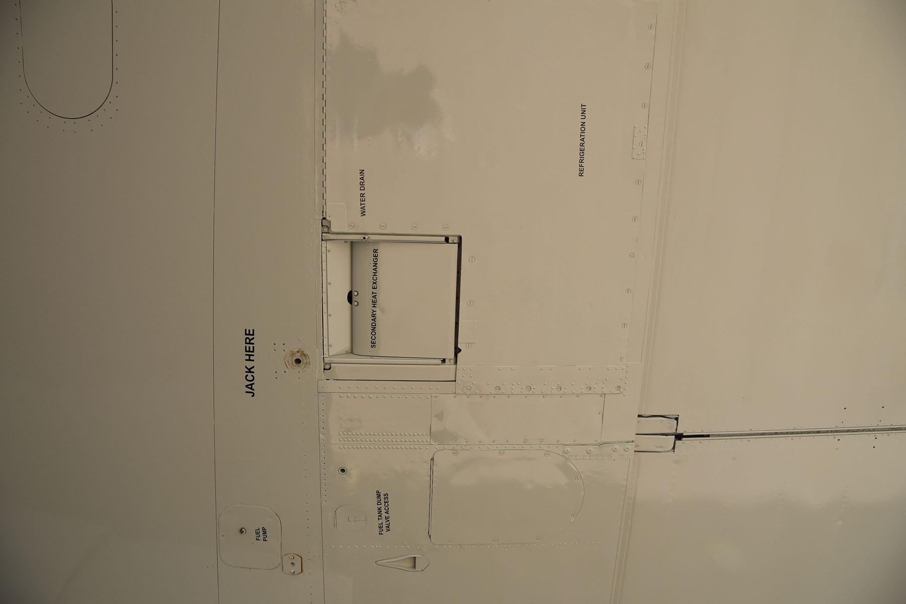 EC-121T Constellation Photo 238