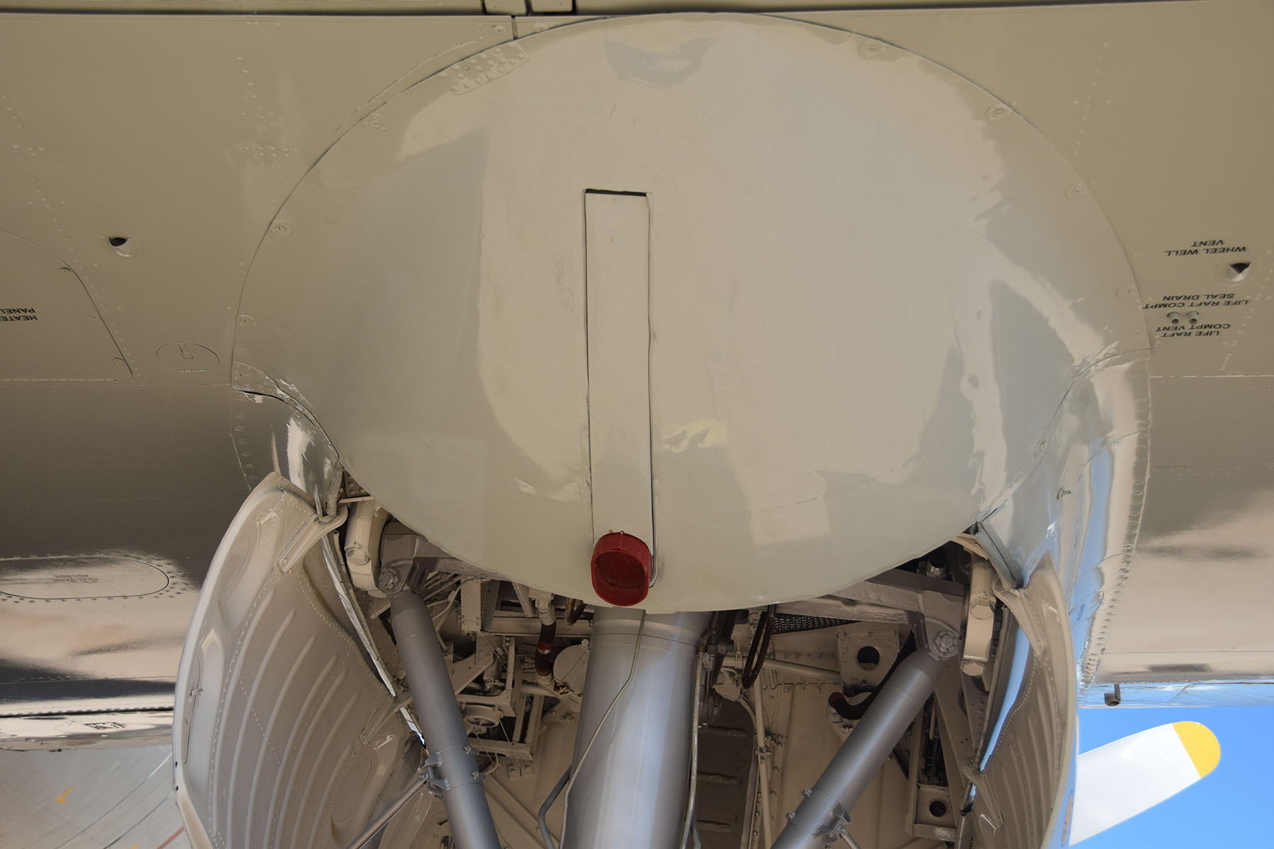 EC-121T Constellation Photo 275