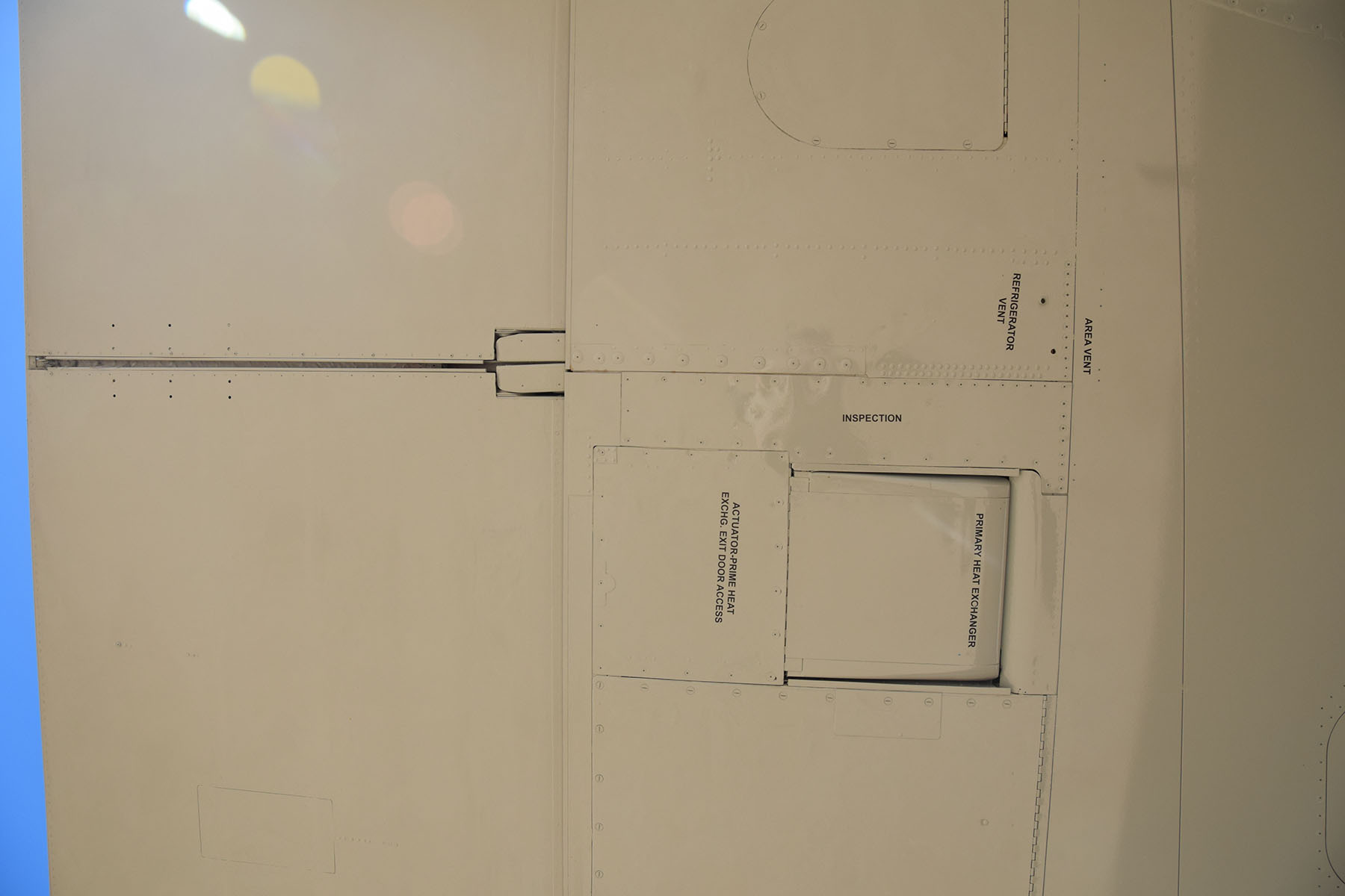 EC-121T Constellation Photo 281