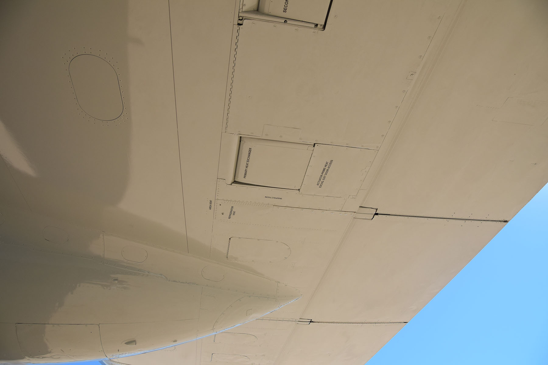 EC-121T Constellation Photo 283