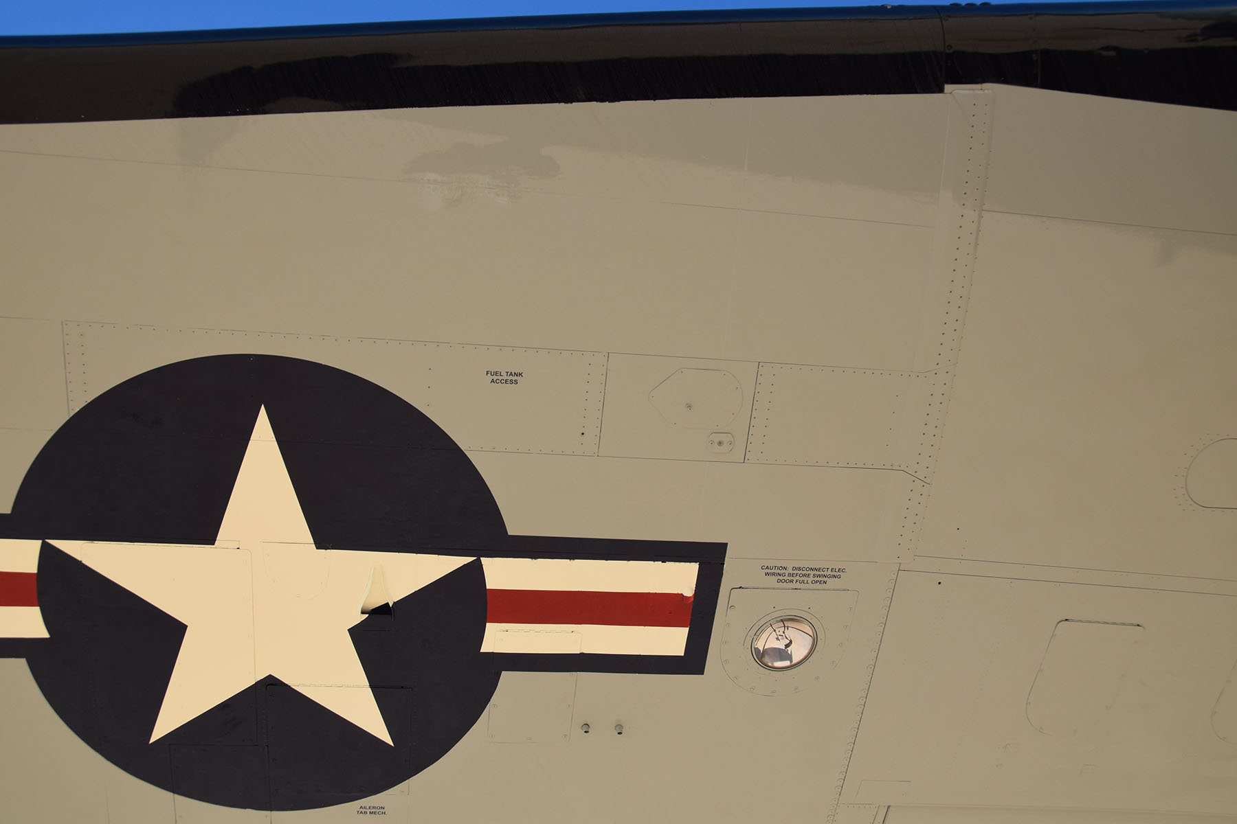 EC-121T Constellation Photo 289