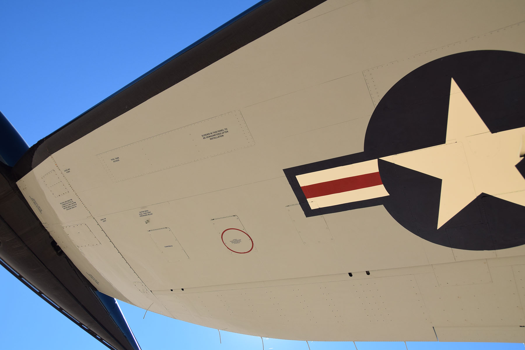 EC-121T Constellation Photo 291