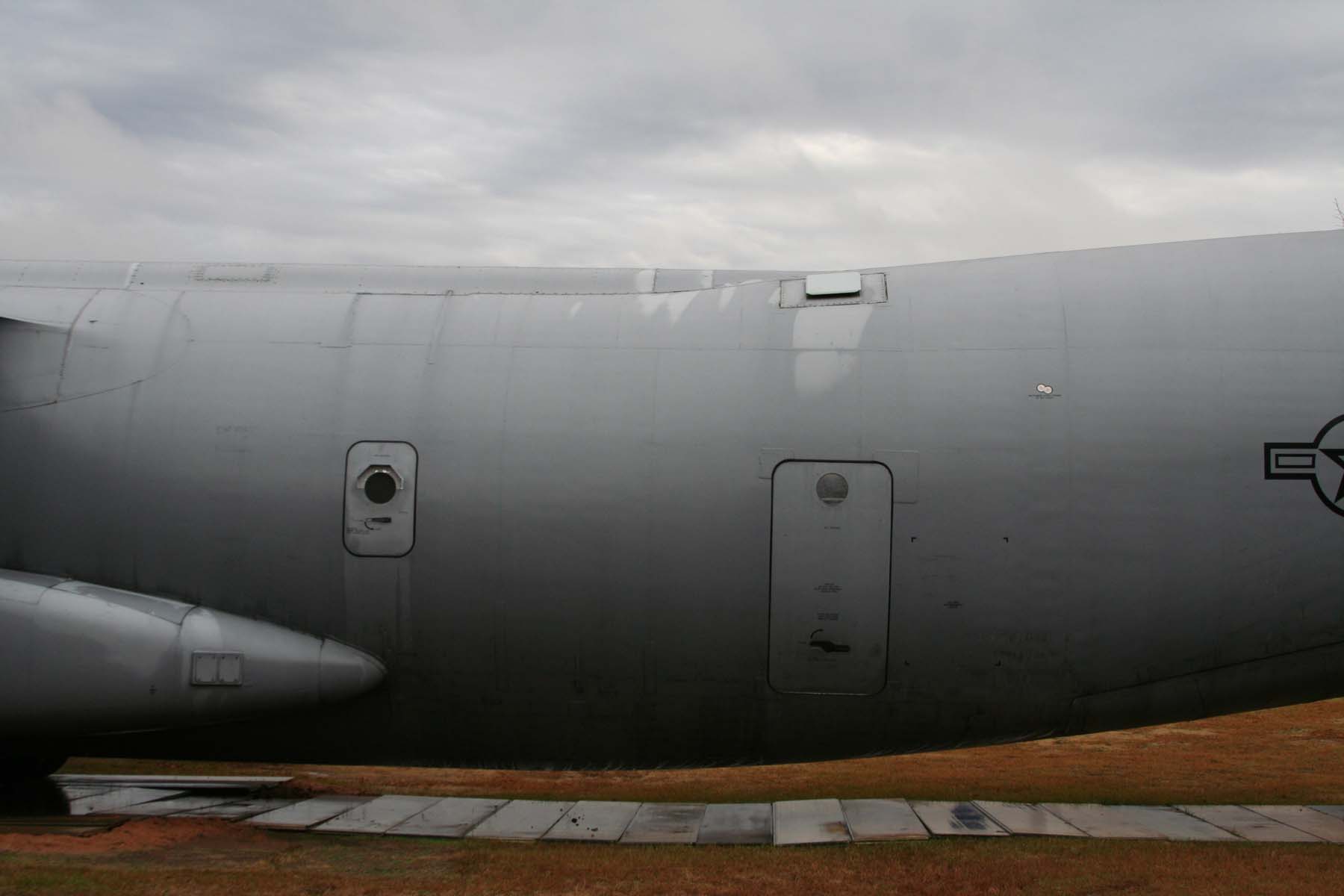 C-141B Starlifter Photo 053
