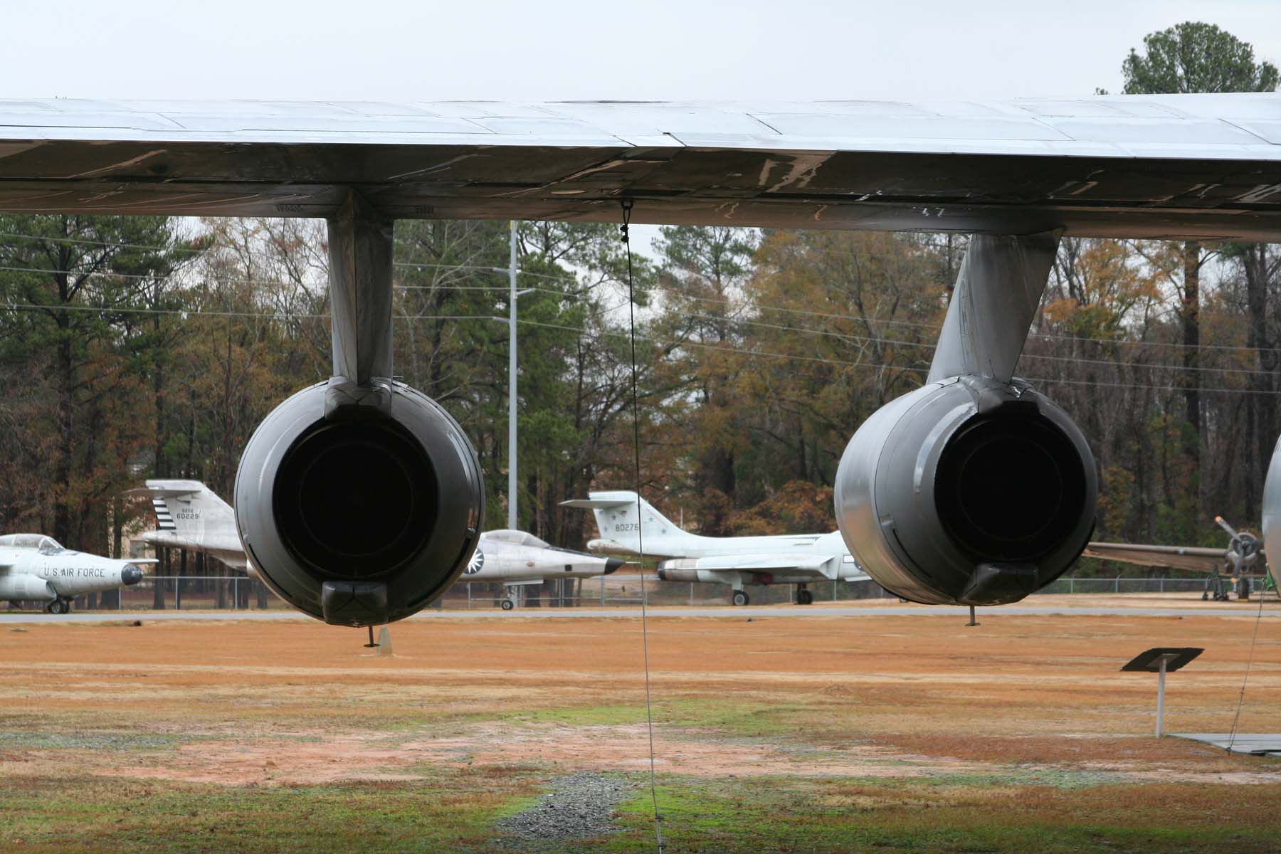 C-141B Starlifter Photo 077