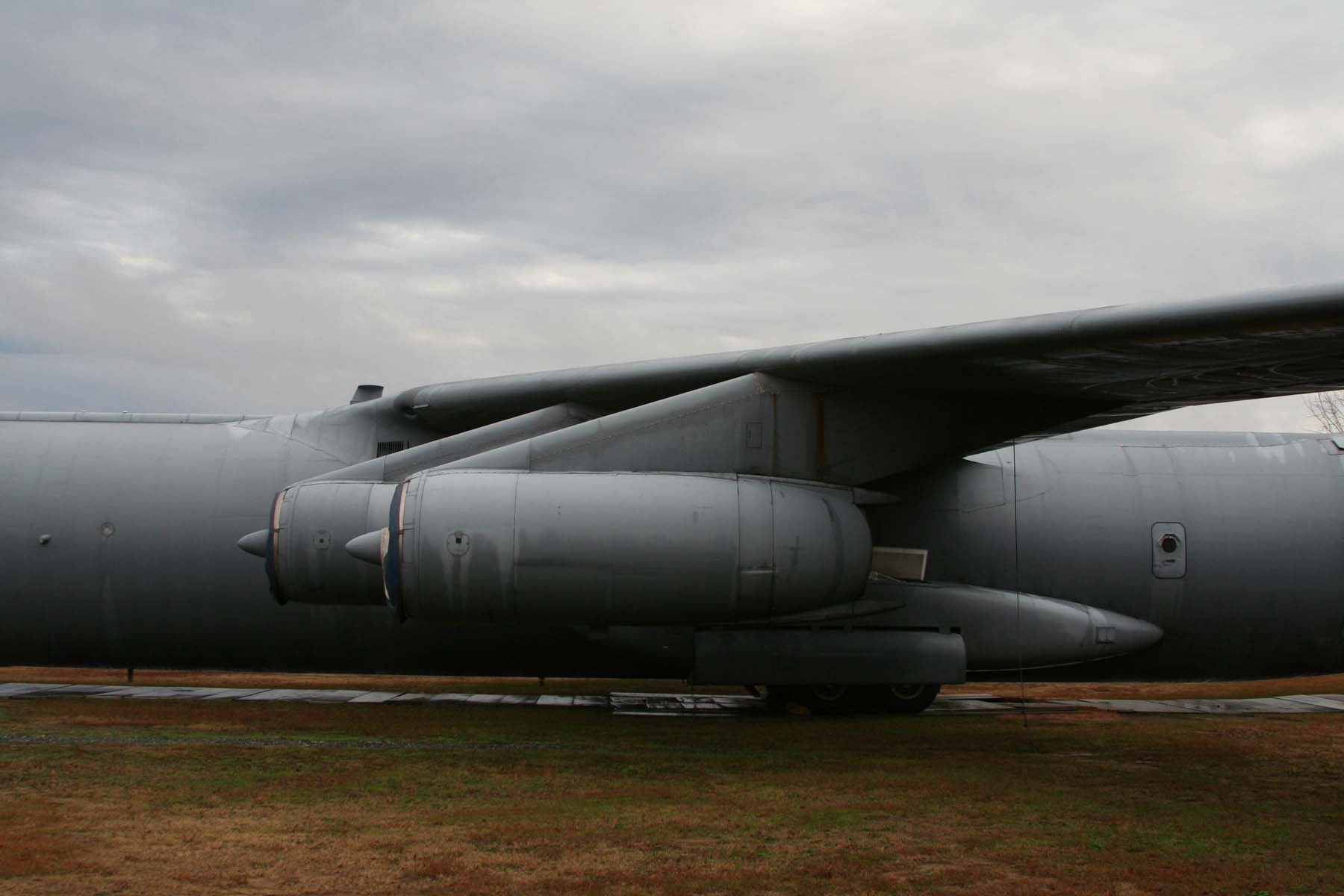 C-141B Starlifter Photo 079