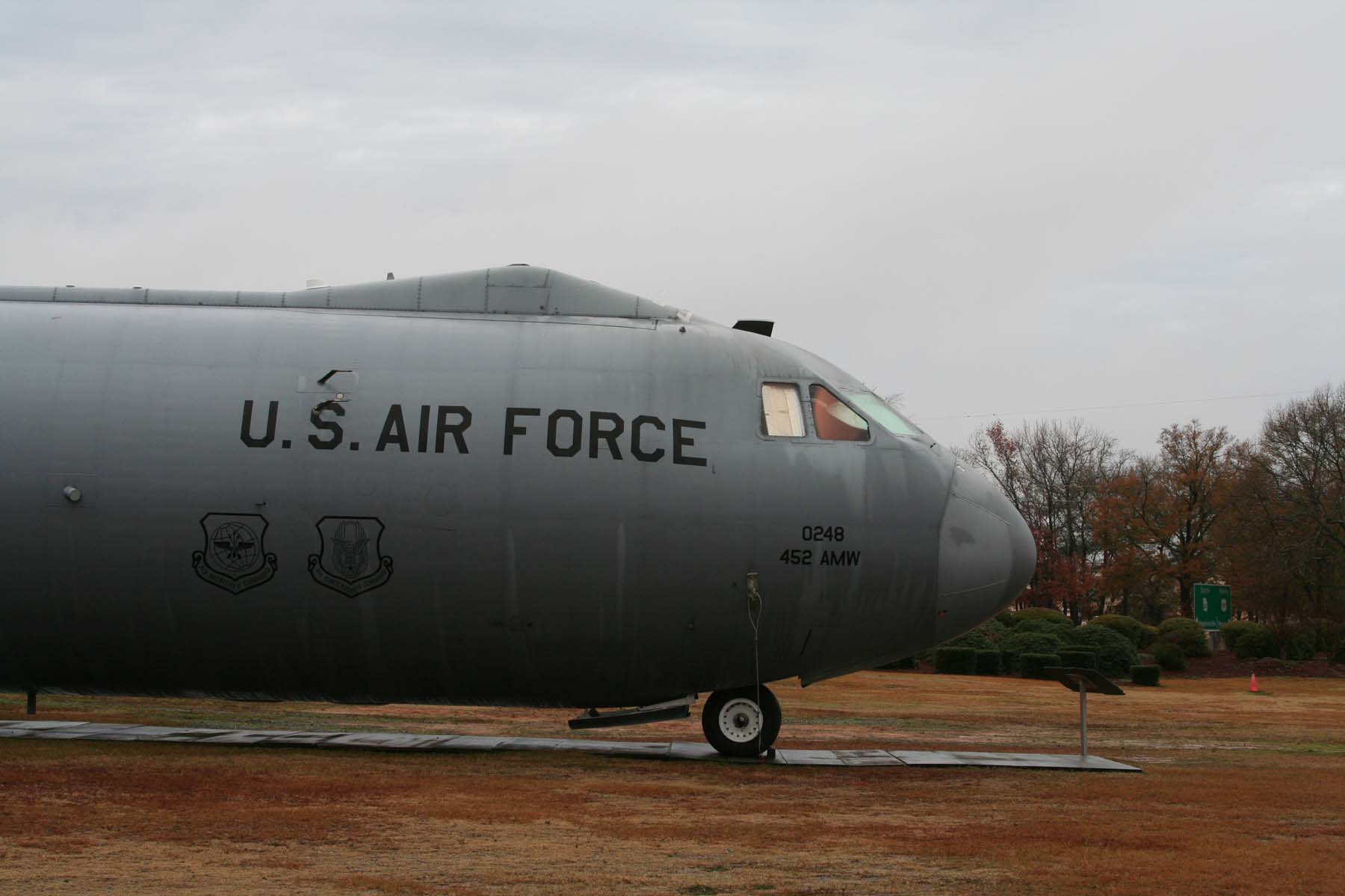 C-141B Starlifter Photo 104