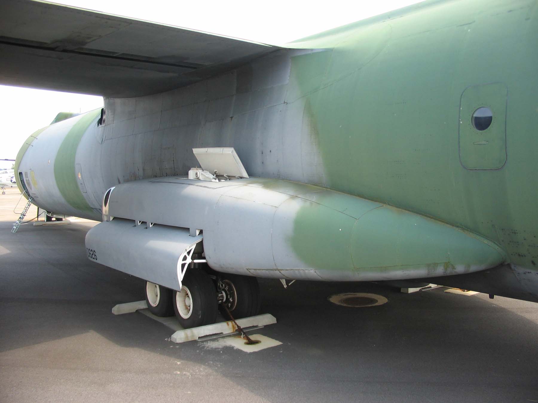 C-141B Starlifter Photo 036
