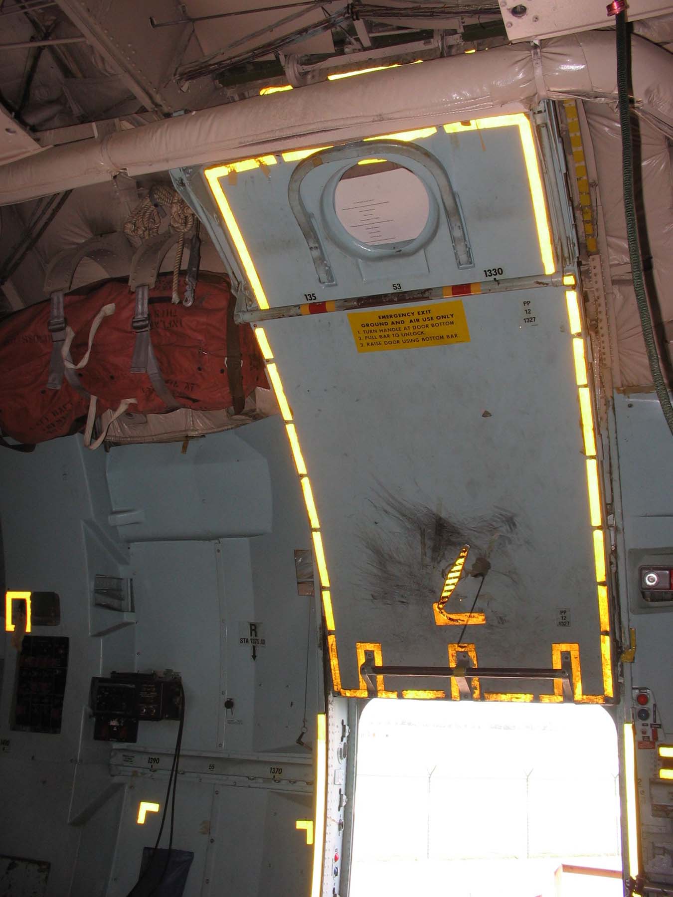 C-141B Starlifter Photo 094