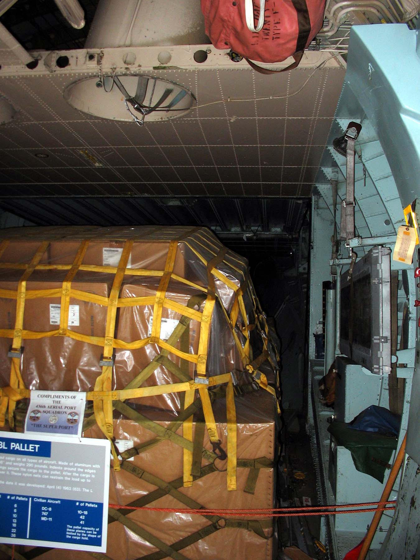 C-141B Starlifter Photo 121