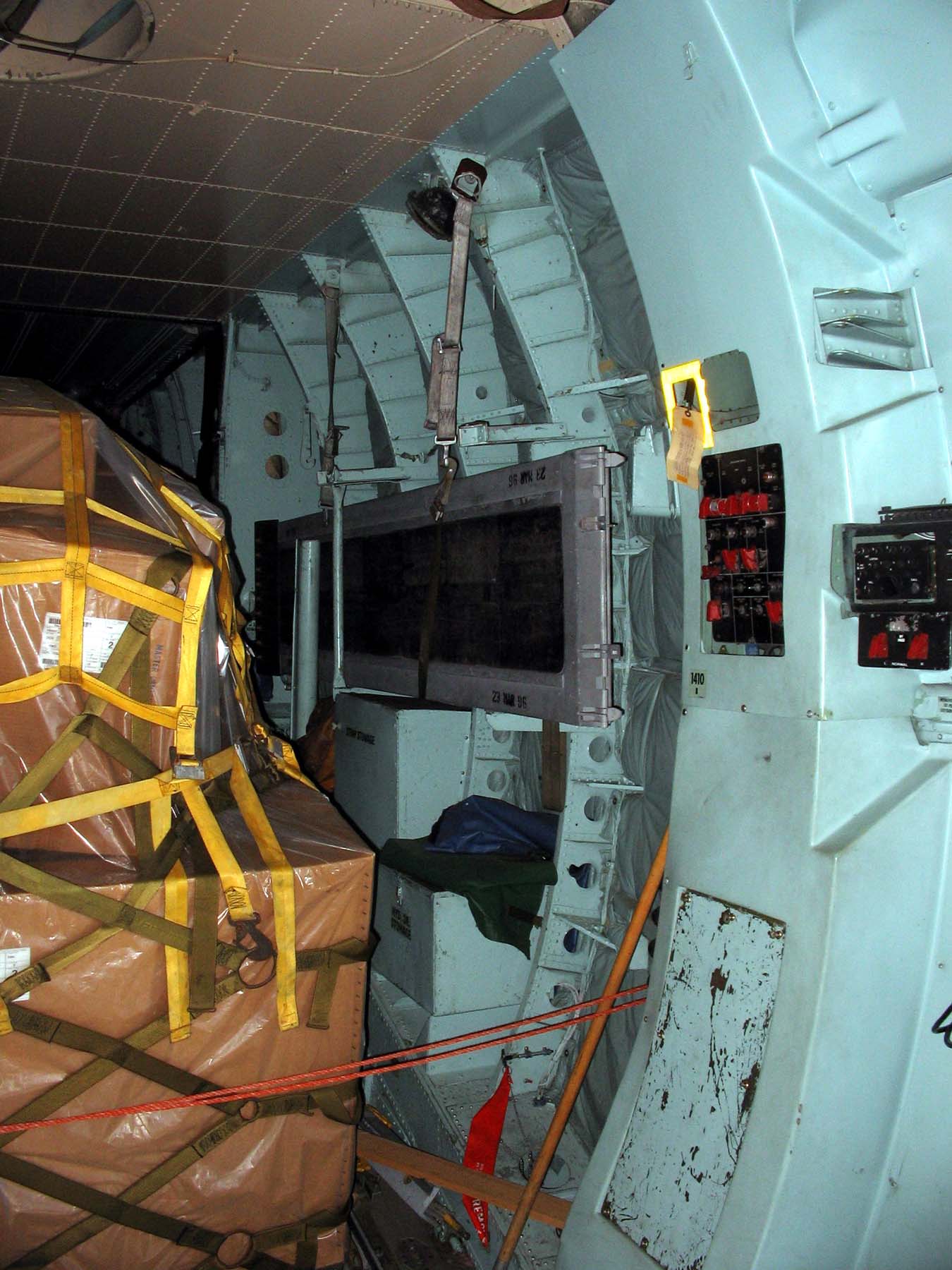 C-141B Starlifter Photo 122