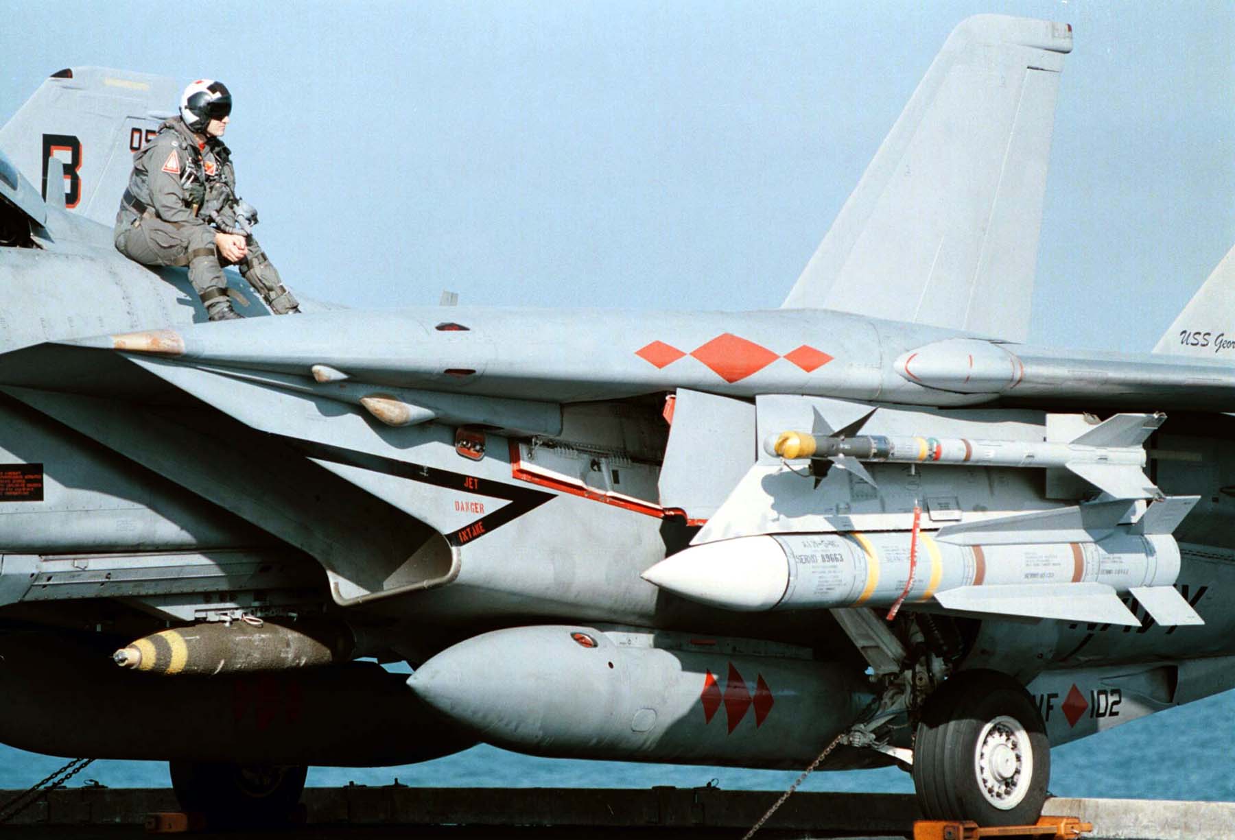Grumman F-14B Tomcat US Navy Archives Image 971202-n-2302h-004