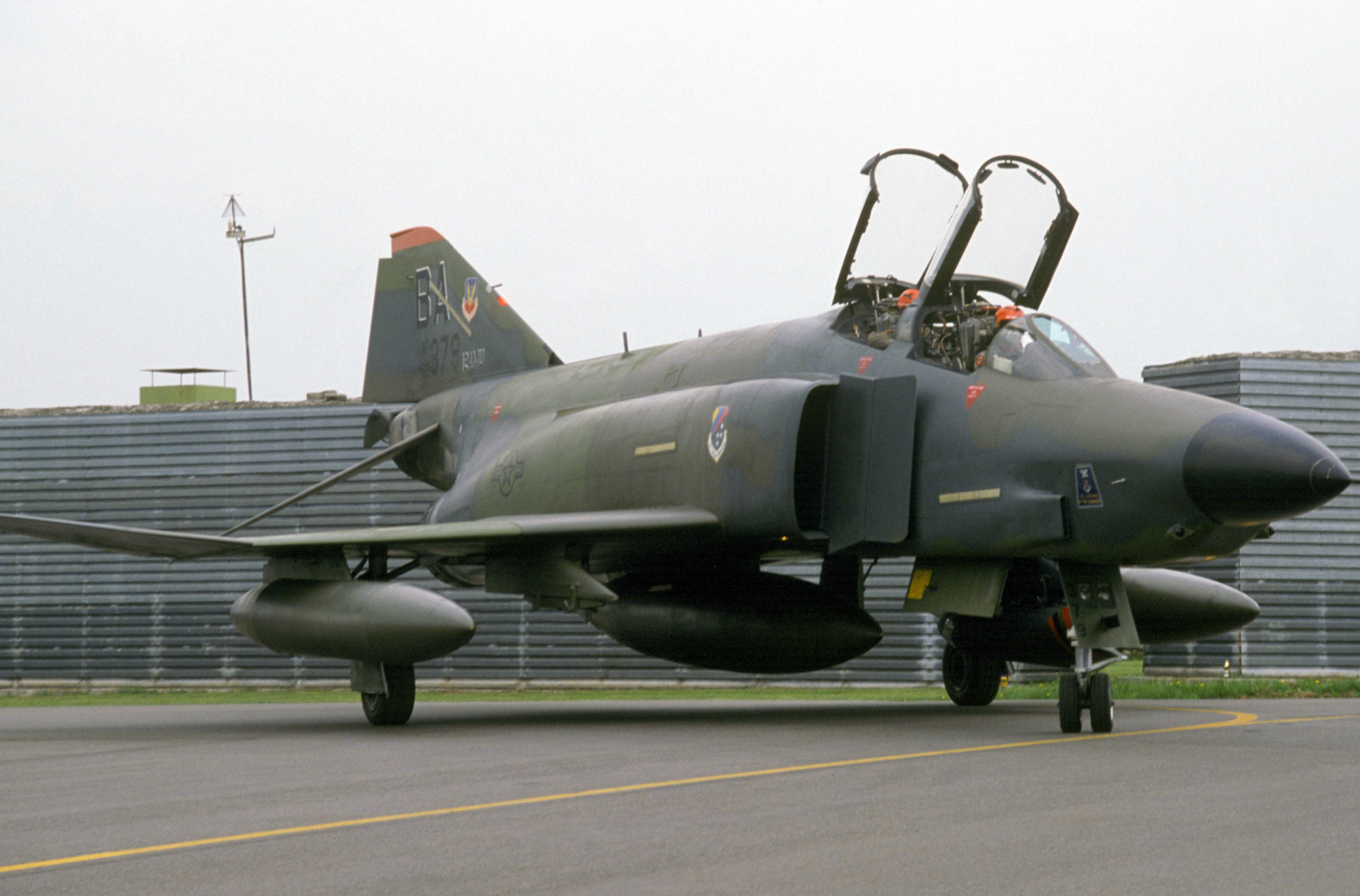 RF-4C Phantom II