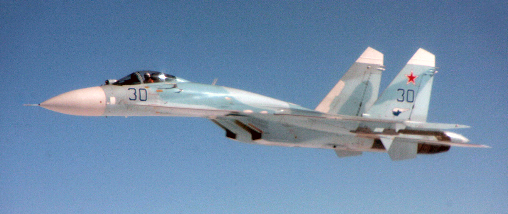 Resultado de imagem para su-27 flanker