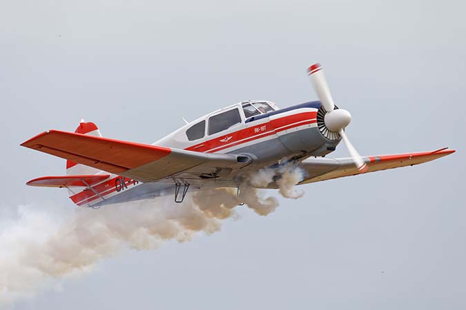 Yak-18 Modeler's Online Reference