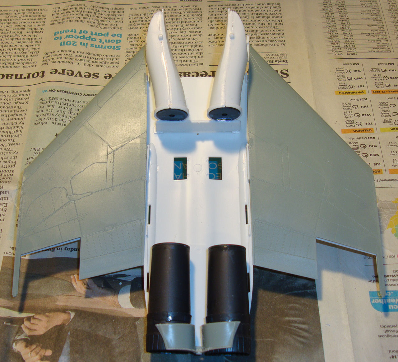 Academy 12232 1/48 F-4B Phantom II VF-111 Sundowners Quick Build Image 07