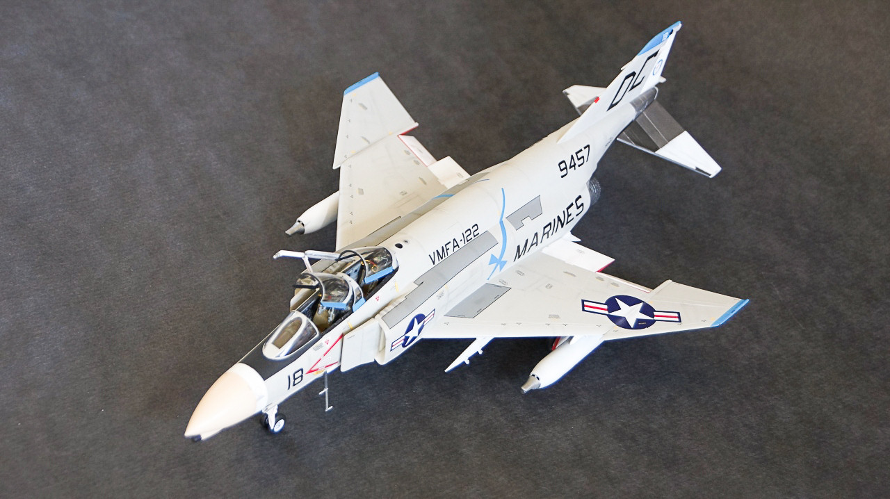 Academy 12232 1/48 F-4B Phantom II Build Image 54