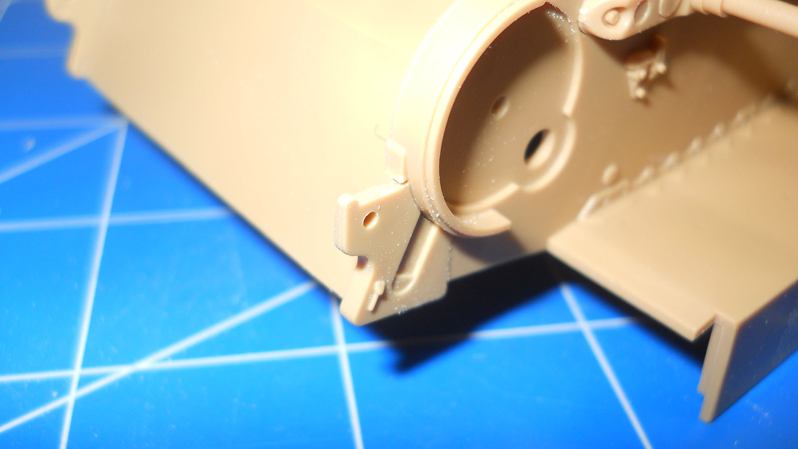 Academy 13314 1/35 Tiger I Late Production Build Image 01