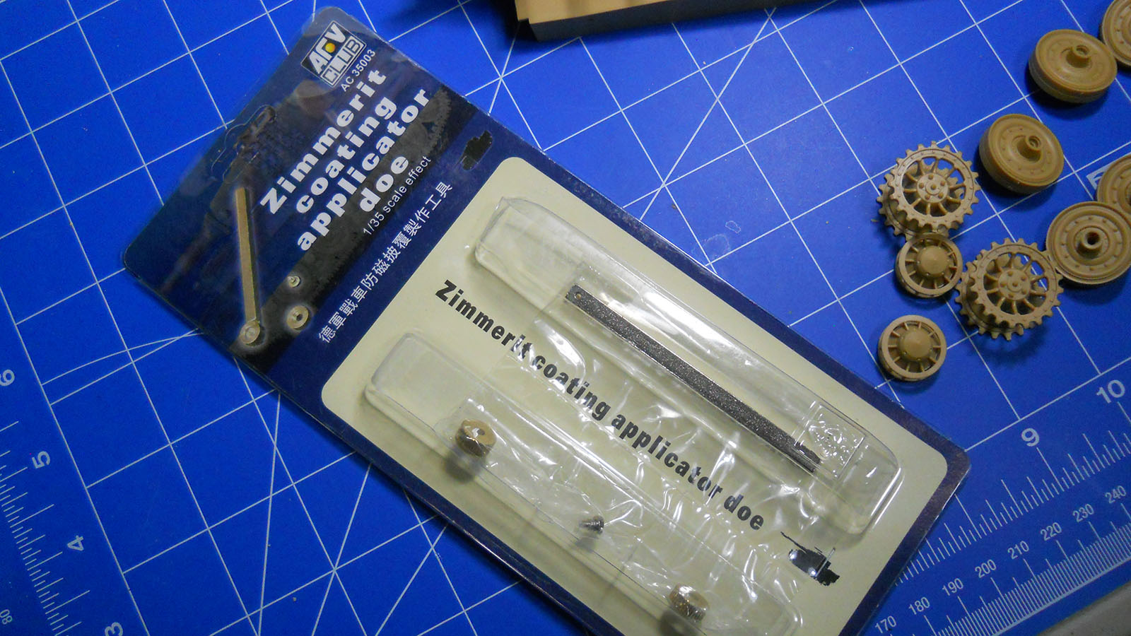 Academy 13314 1/35 Tiger I Late Production Build Image 05