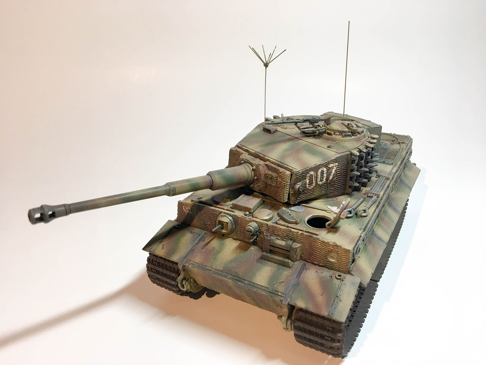 Academy 13314 1/35 Tiger I Late Production Build Image 41