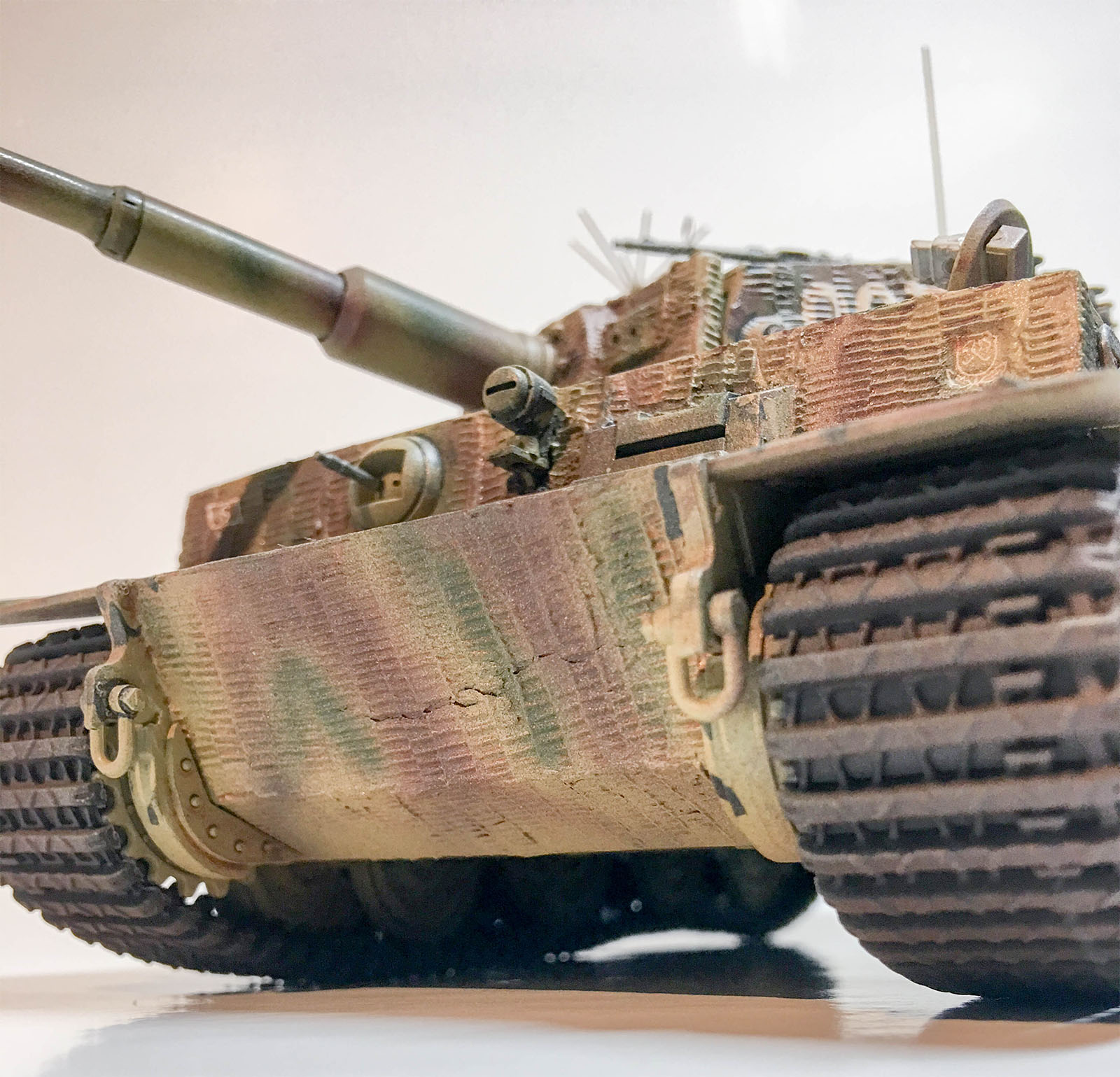 Academy 13314 1/35 Tiger I Late Production Build Image 42