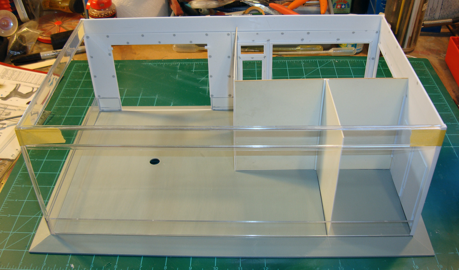 Academy 15122 1/24 Joe's Power Plus Service Station Build Image 18