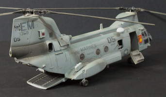CH-46E