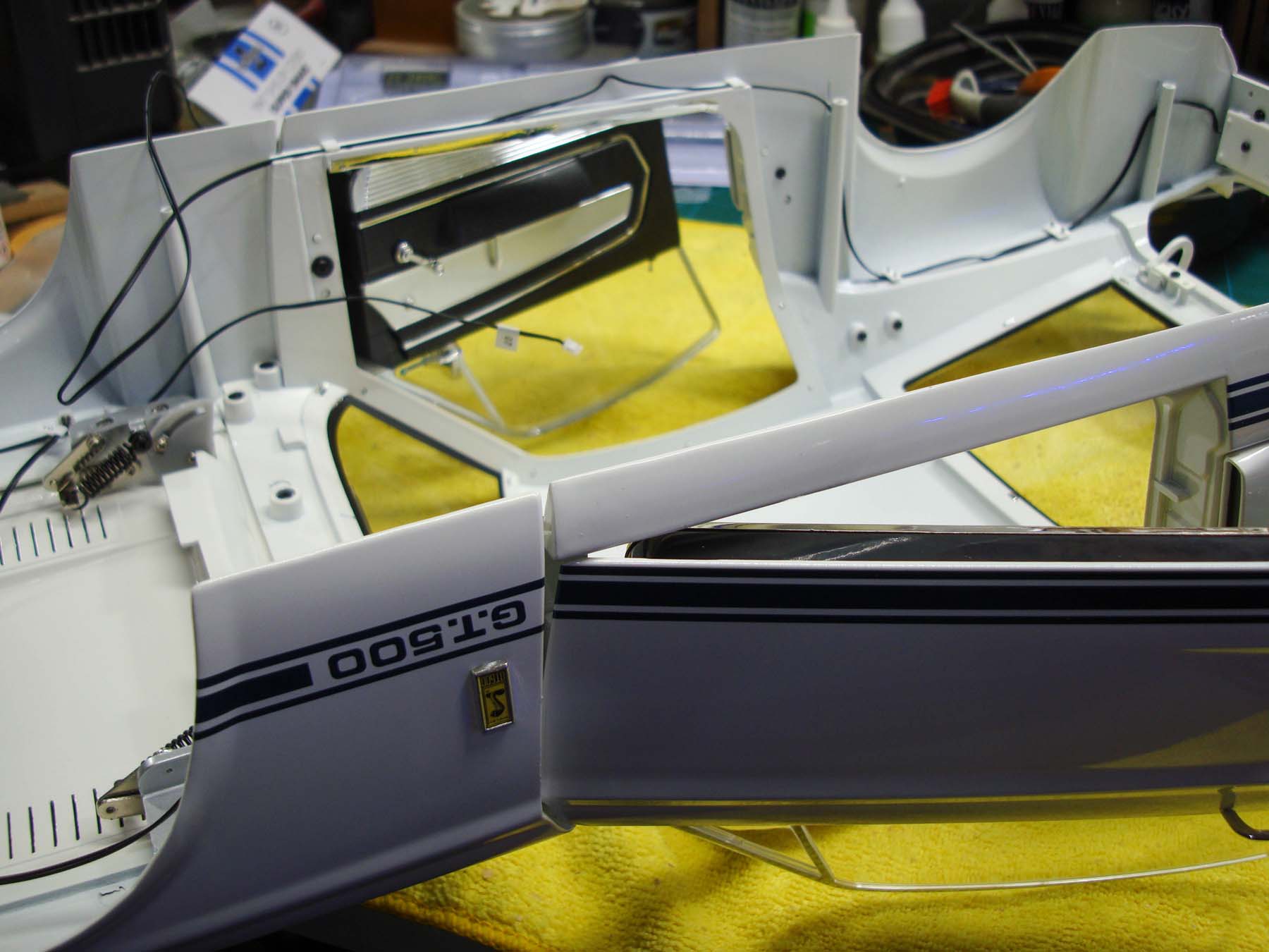 Agora Models 1/8 '67 Shelby GT500 Super Snake Build Image 133