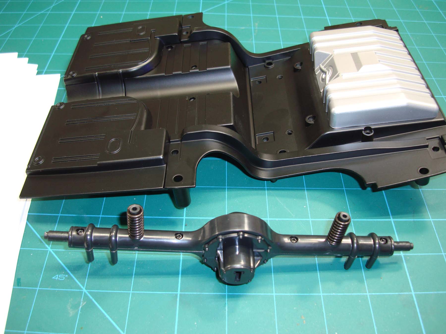 Agora Models 1/8 '67 Shelby GT500 Super Snake Build Image 34