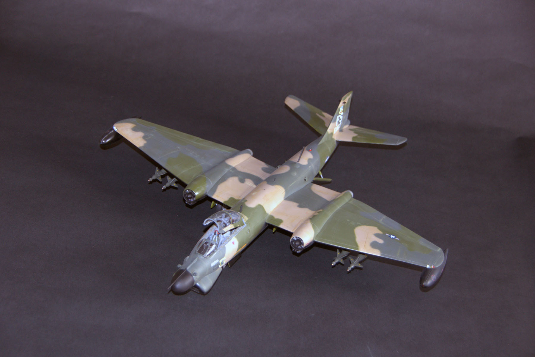 Airfix 10104 1/48 B-57G Canberra Build Image 38