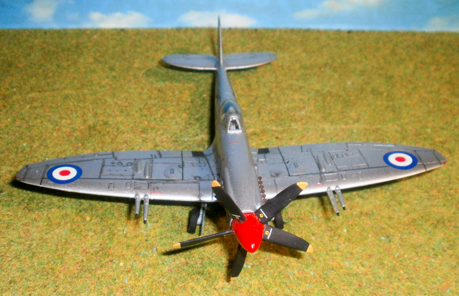 Airfix 2033 1/72 Spitfire F.22 Build Image 07