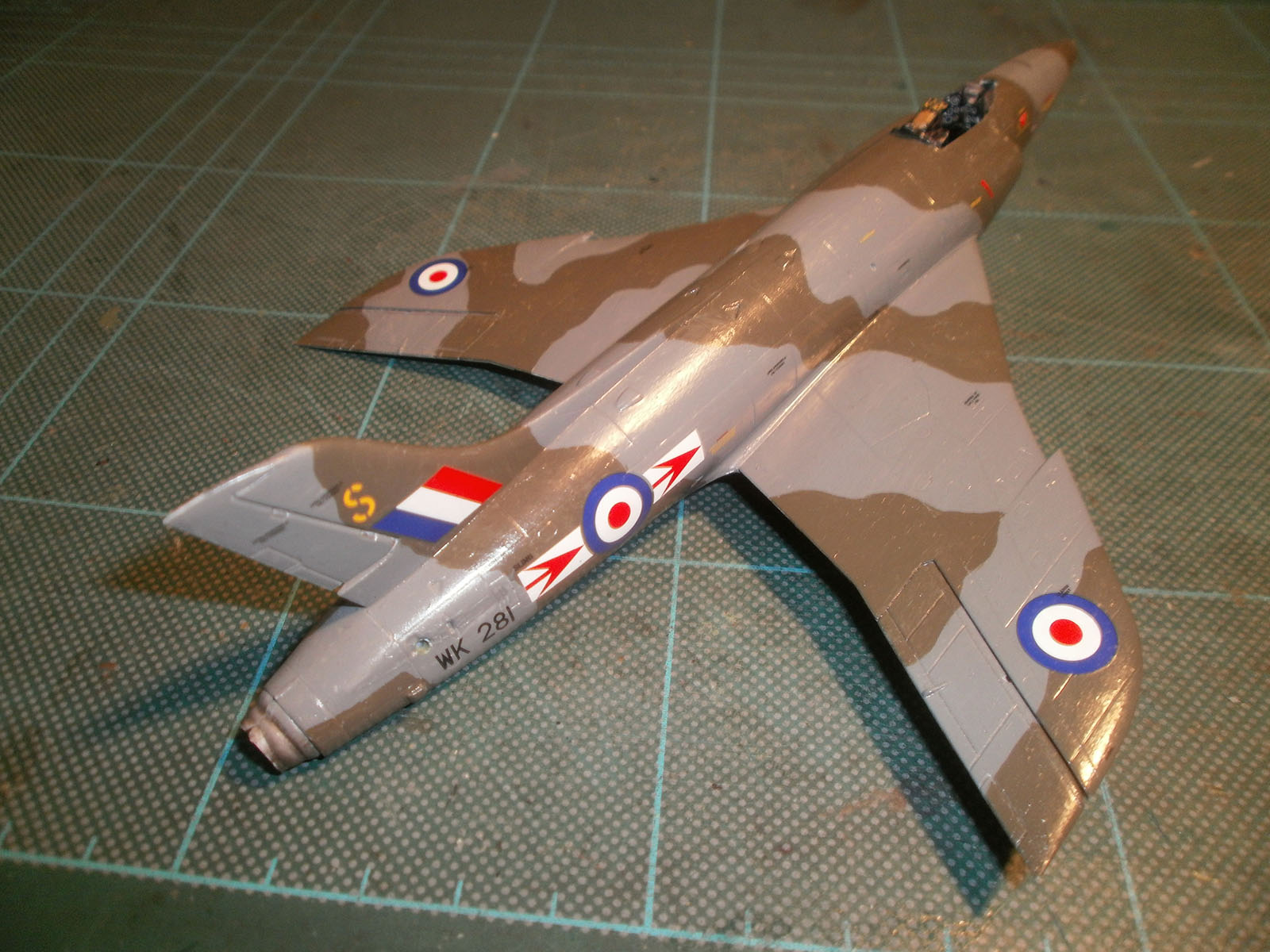 Airfix 4003 1/72 Swift FR.5 Build Image 17