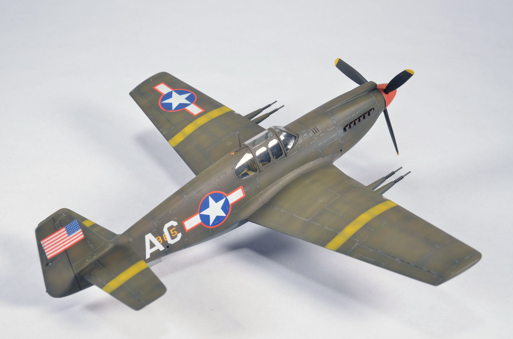 Accurate Miniatures 3410 1/48 P-51 Mustang Photo Feature Image 03