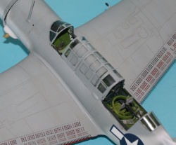 SB2C-4E