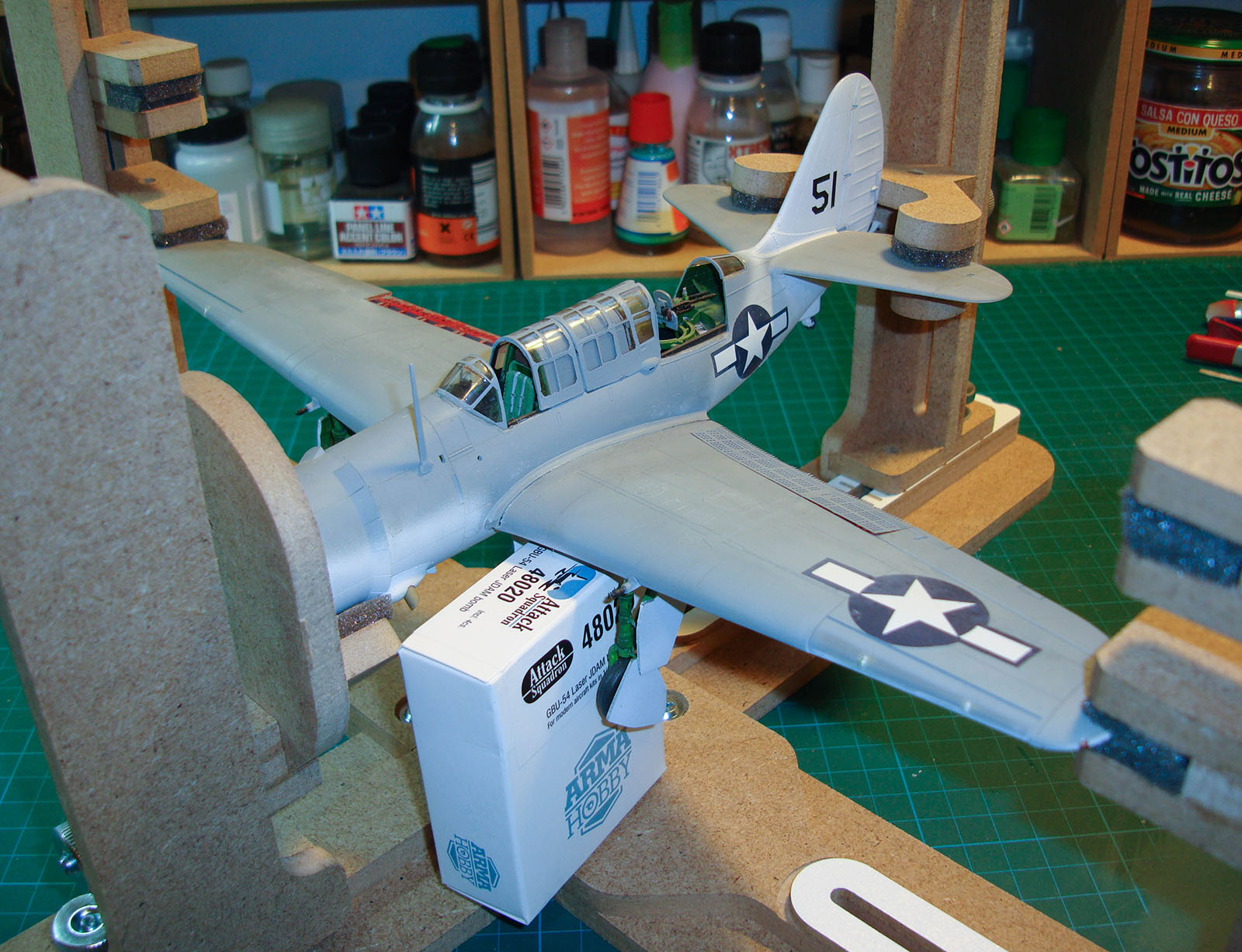 Accurate Miniatures 480406 1/48 Curtiss SB2C-4E Helldiver Build Image 10
