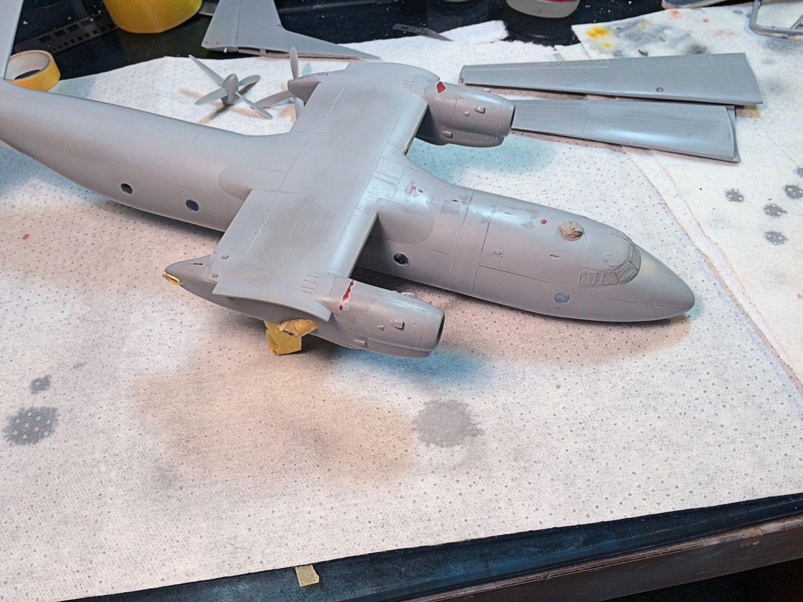 Amodel 72160 1/72 An-24T Coke Build Image 24