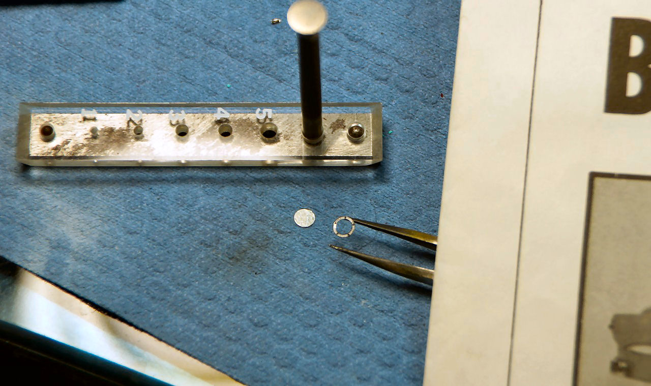 AMP 401 1/48 OH-6A Loach Build Image 13
