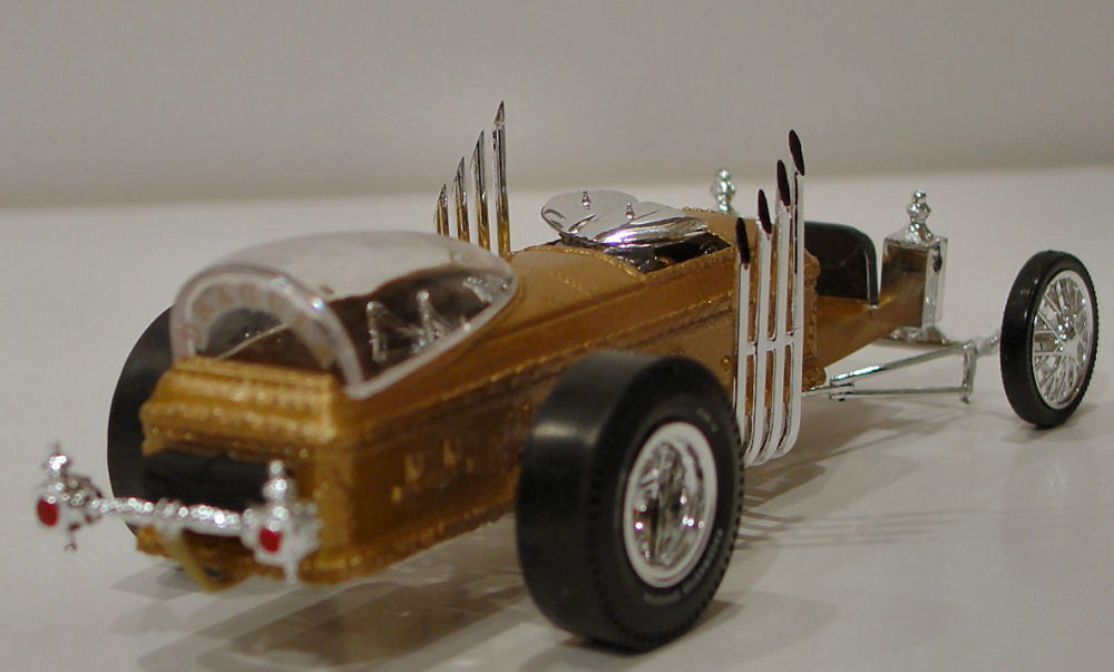 AMT 0657 1/25 Drag-U-La Build Image 04