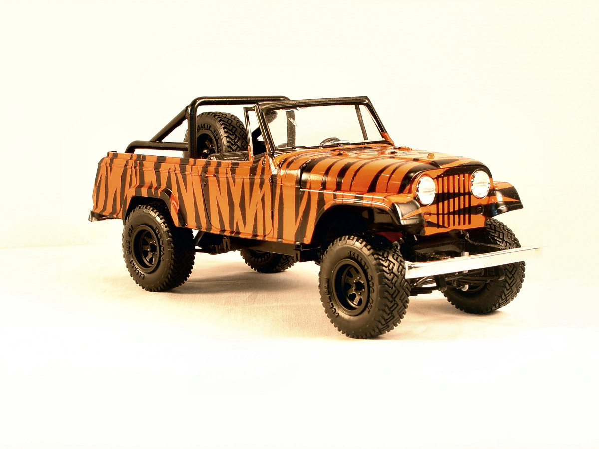 AMT 38555 1/25 Mount N'Goat: Jeep Commando FRAM Group Build