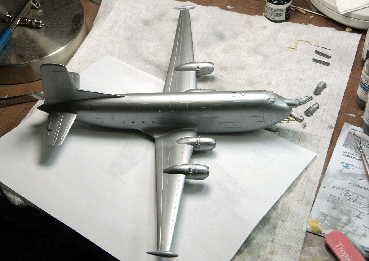 Anigrand Craftswork 4024 1/144 Douglas C-124A/C Globemaster II Build Image 18