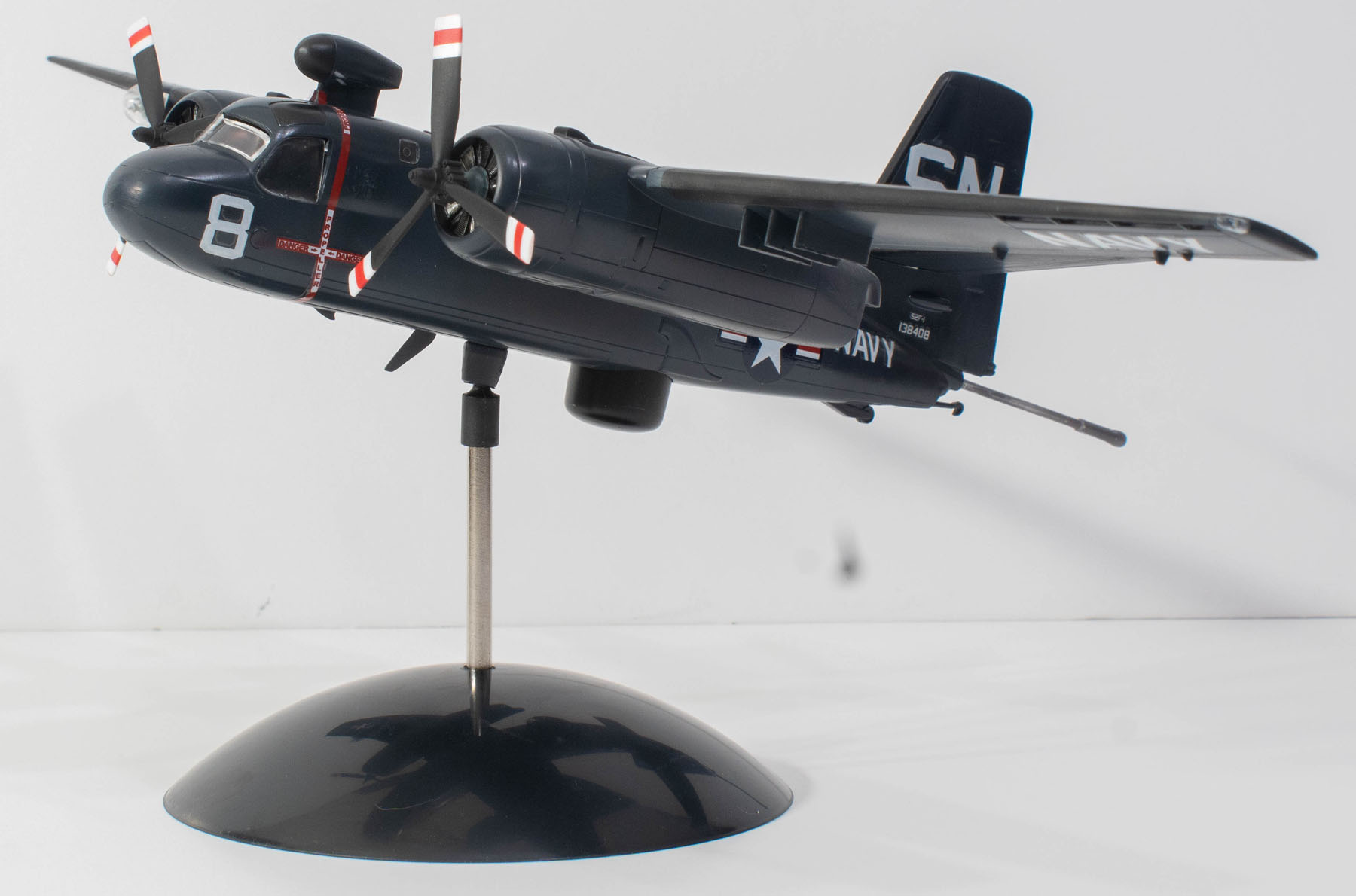 Atlantis 1/54 S2F Hunter Killer Build Image 17