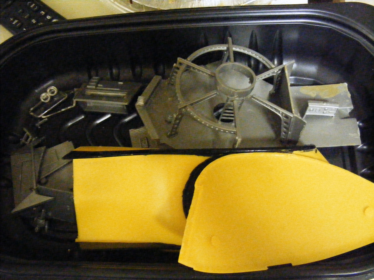 Aurora 254 1/60 Flying Sub Restoration Build Image 04