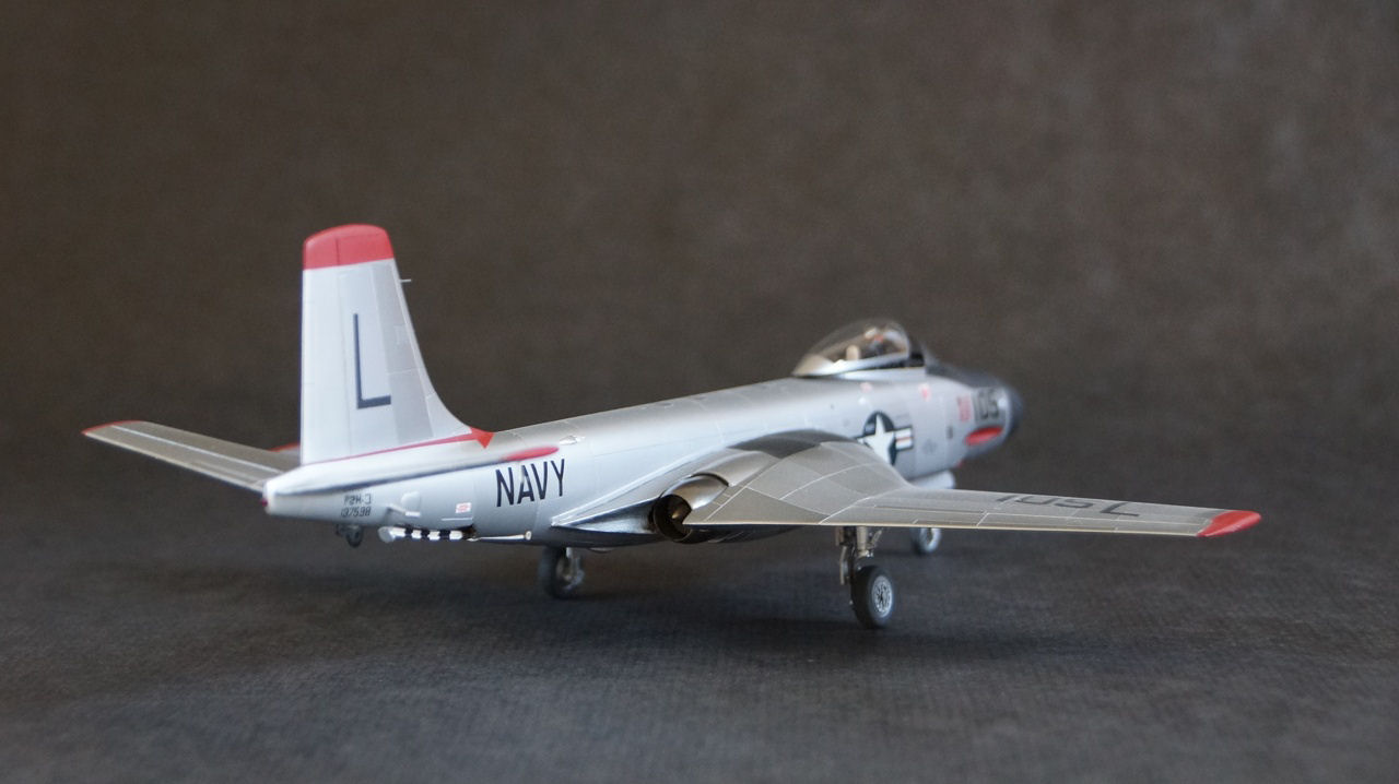 Collect Aire 4844 1/48 F2H-3 Banshee Photo Feature Image 03