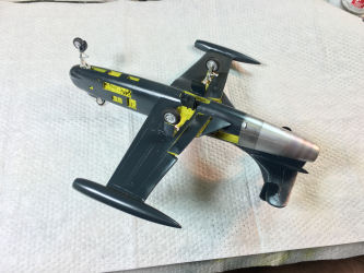 F6U-1 Pirate