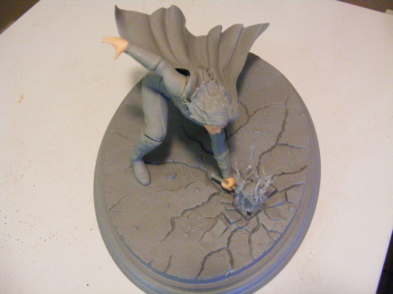 DML 38312 1/9 The Avengers - Thor Build Image 02