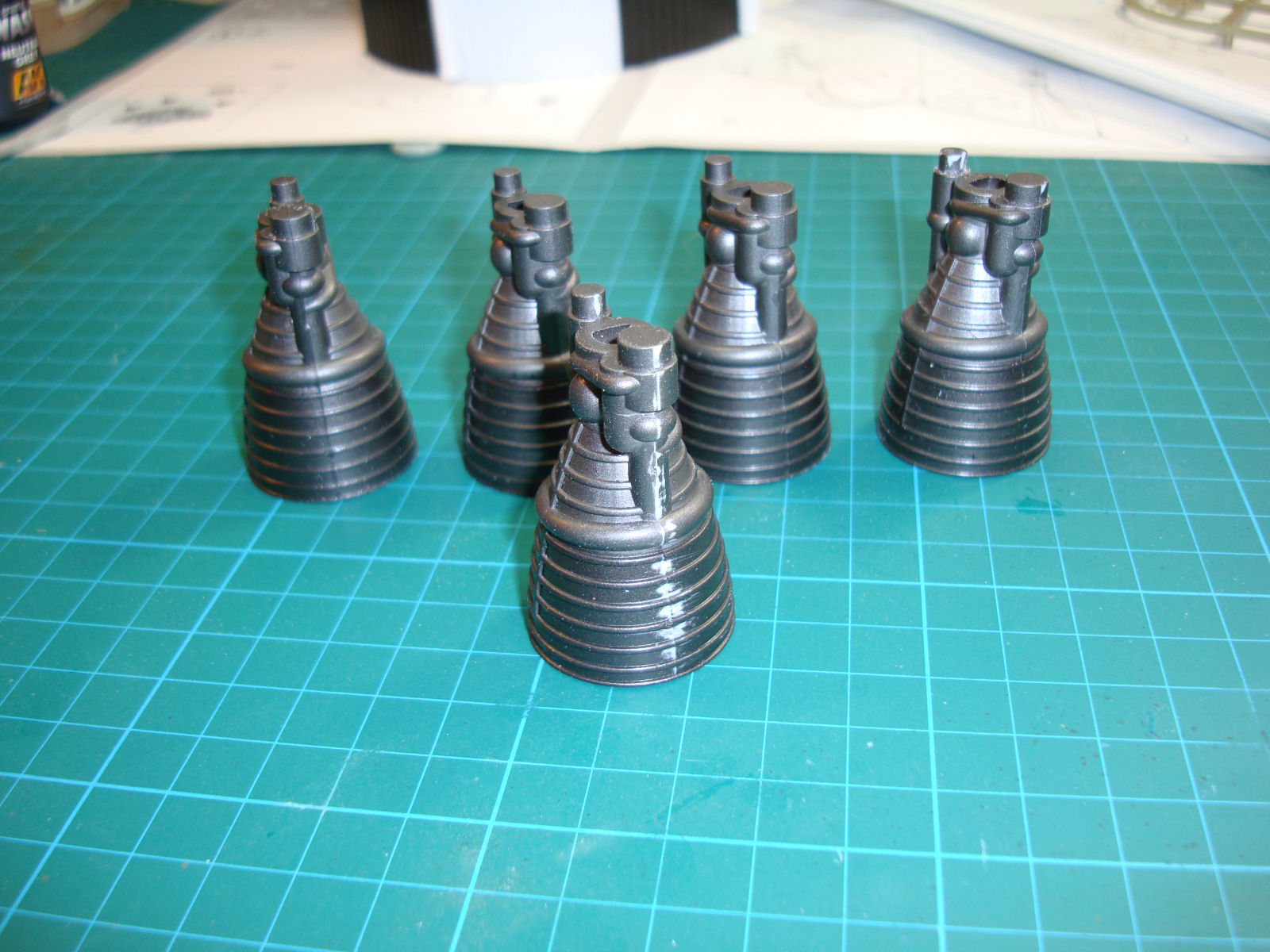 DML 1/72 Saturn V Build Image 05